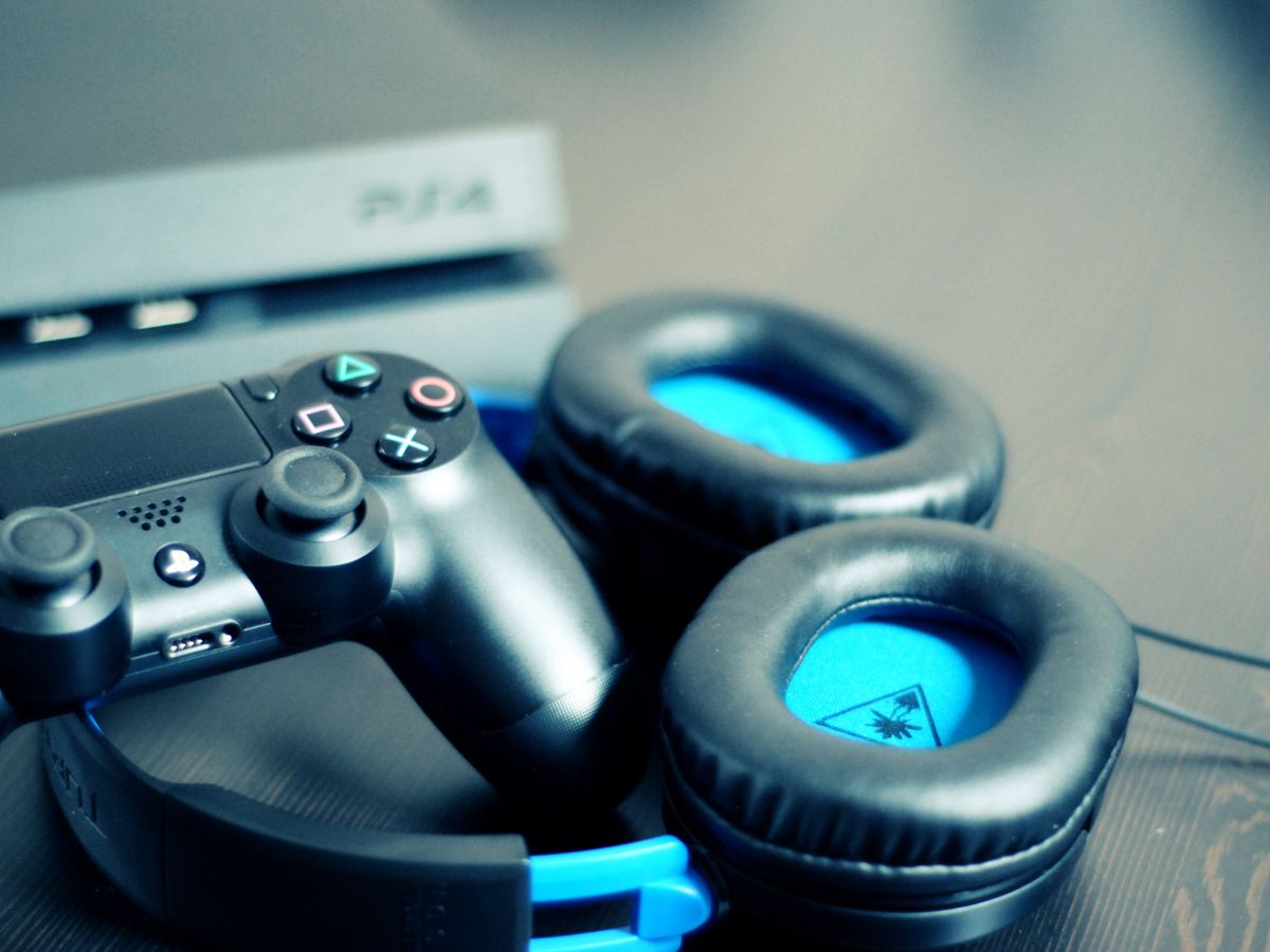 5 Must Have PS4 Accessories Under One Roof Just for&nbsp;You